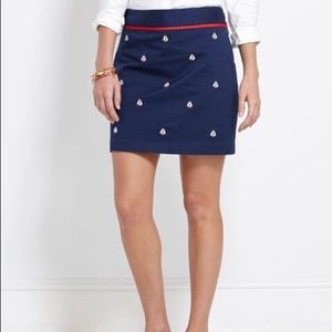 NWOT Vineyard Vines embroidered sailboat skirt